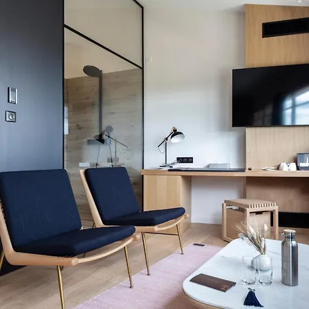 & Restaurant Origines Par Adrien Descouls - Teritoria Hotel Le Broc (Puy-de-Dome)